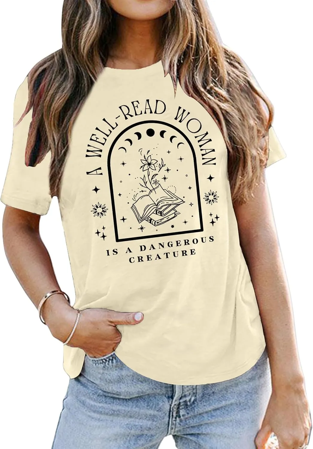 A Well Read Woman T-Shirt Women Reading Book Shirt Cute Book Lover Gift Vintage Graphic Tee Tops Funny Teacher Shirt